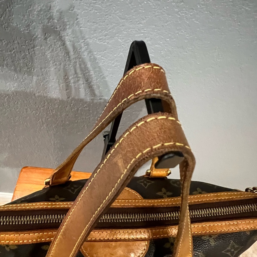 Authentic Louis Vuitton Palermo PM handbag - Picture 3 of 16